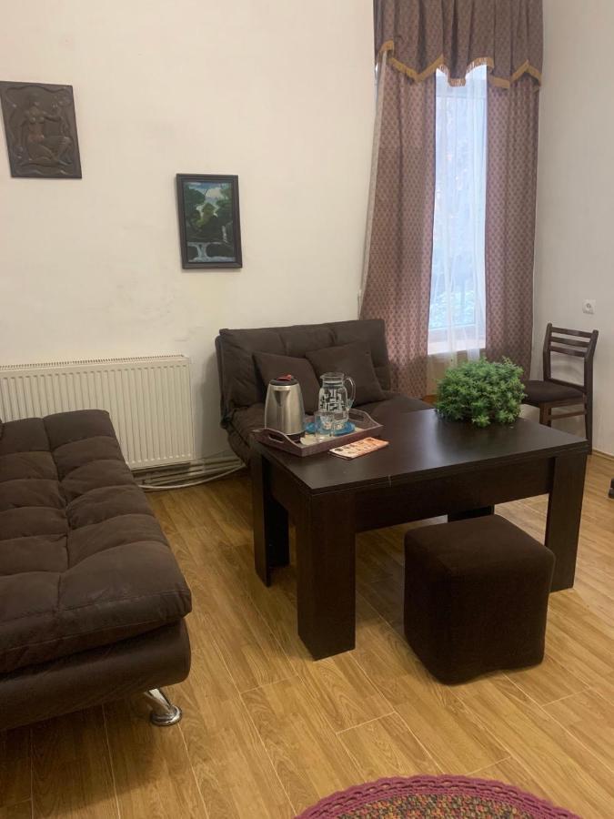 Leila Apartment Tbilisi Buitenkant foto