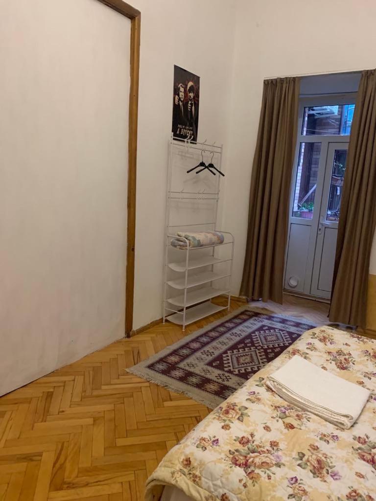 Leila Apartment Tbilisi Buitenkant foto