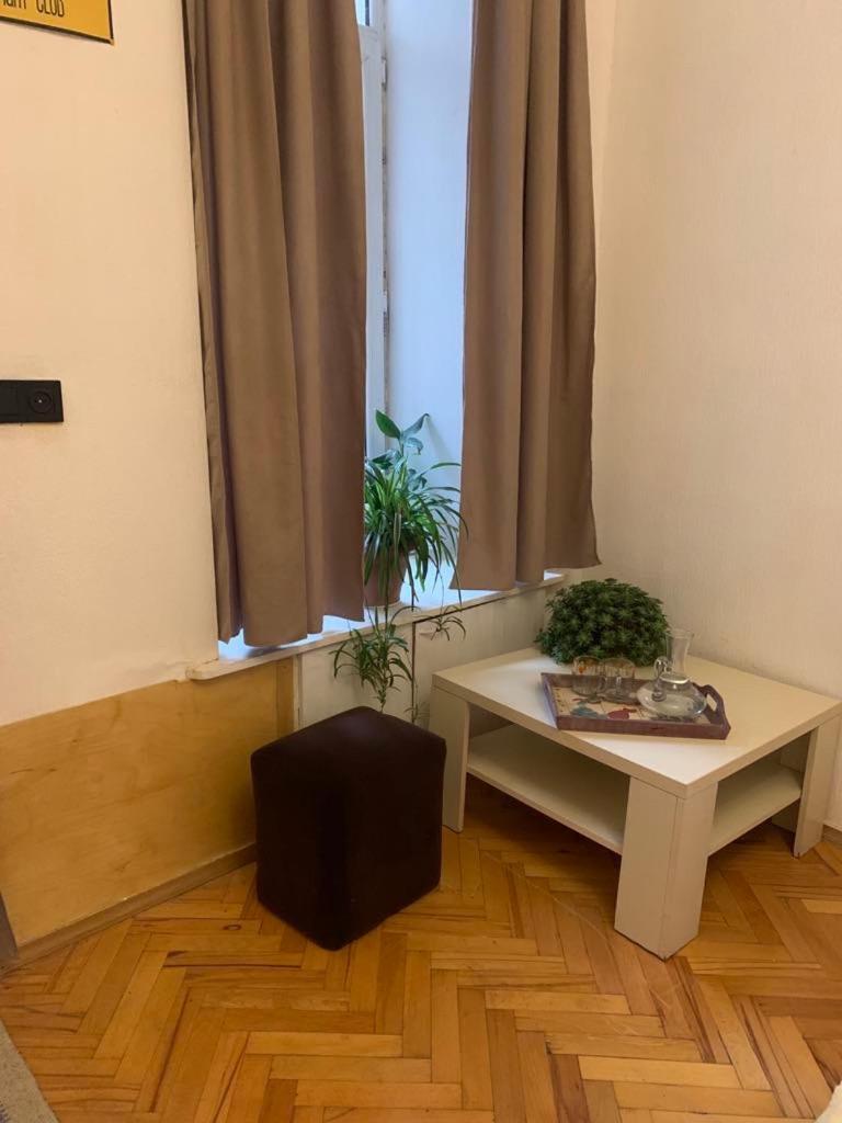 Leila Apartment Tbilisi Buitenkant foto